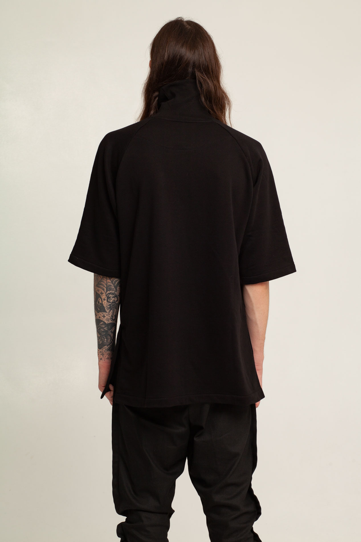 Black short sleeve Turtleneck sweatshirt FINCH: worldwide shipping